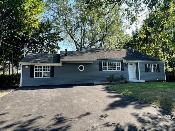 188 Sterling St, Port Jefferson Station, NY 11776