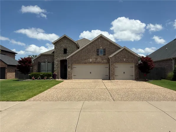 5401 SW Lavender St, Bentonville, AR 72713