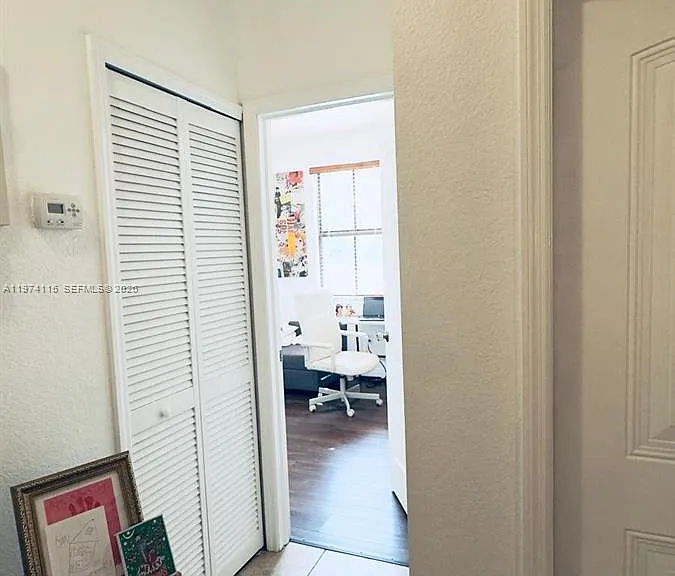 10131 NW 10th St — Photo 5