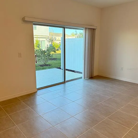 5040 Spangle Dr — Photo 13