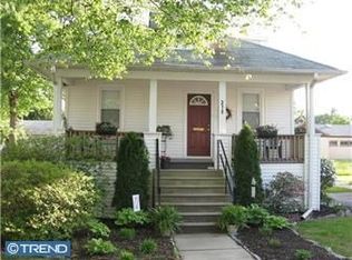 218 S Cedar Ave, Maple Shade, NJ 08052