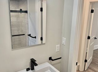 45 Chestnut St, Millburn, NJ 07041