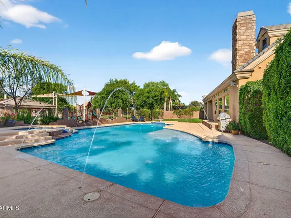 2918 E WATERMAN Way, Gilbert, AZ 85297