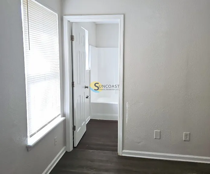3408 Buckman St — Photo 10