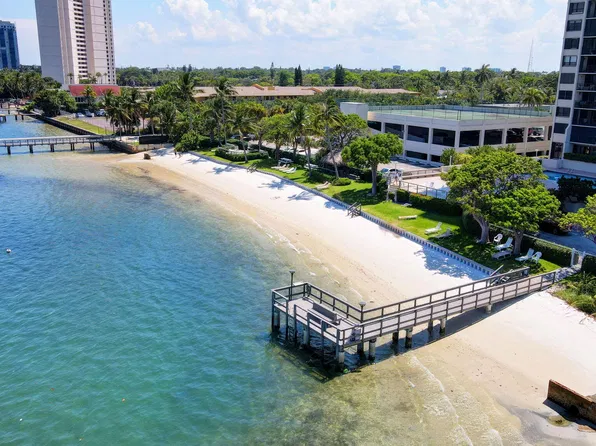 5600 N FLAGLER Drive #306, West Palm Beach, FL 33407