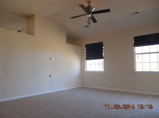 69 Castle Rock Rd SE, Rio Rancho, NM 87124