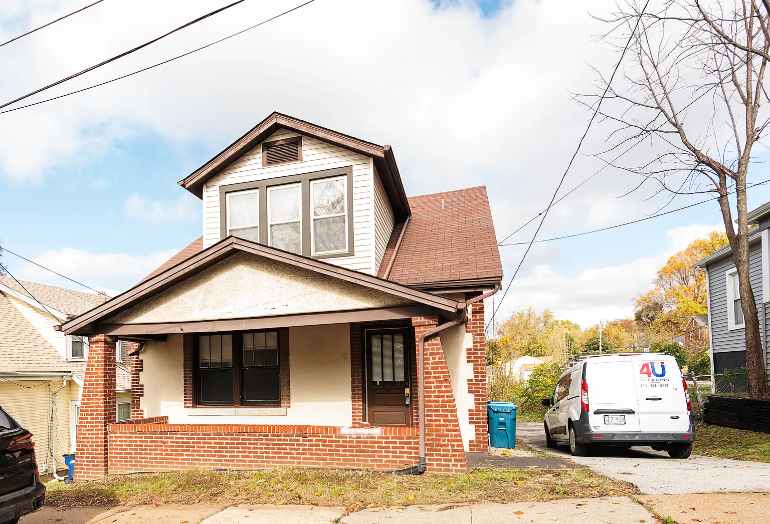 145 Hereford Ave photo 1