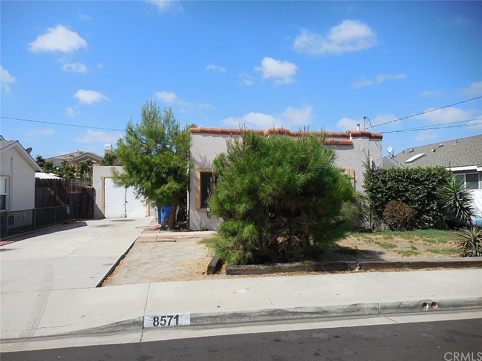 2nd image of 8571 La Homa St