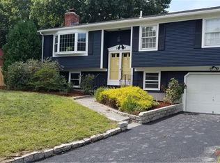 57 Acorn Ln, West Warwick, RI 02893