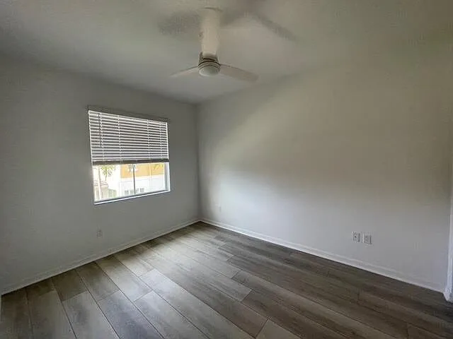 12921 Trevi Isle Dr — Photo 19