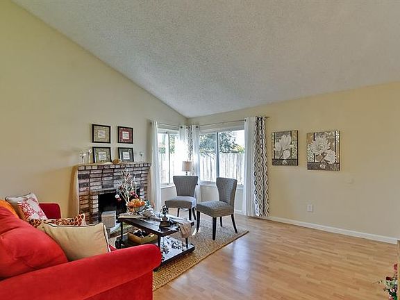 5th image of 1302 Sippola Way