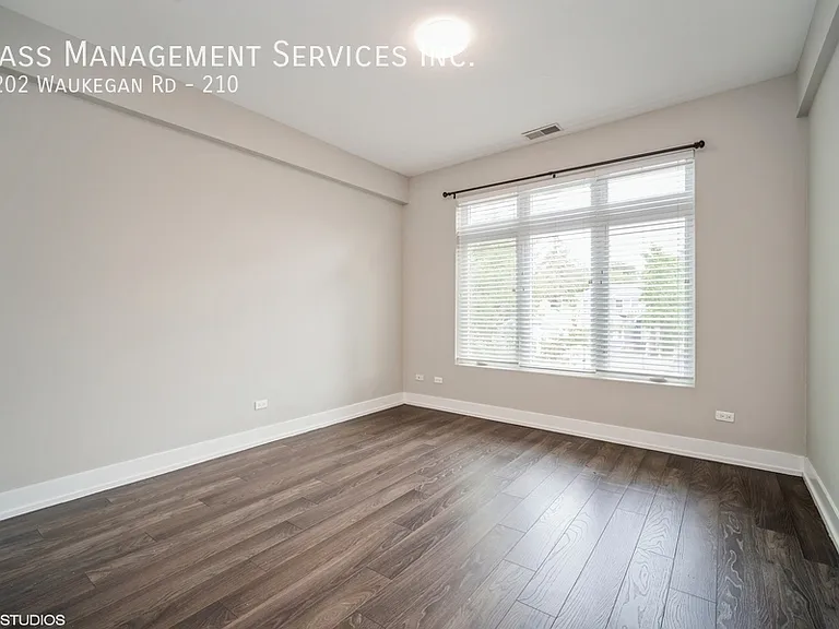 1202 Waukegan Rd, Glenview, IL — Photo 69