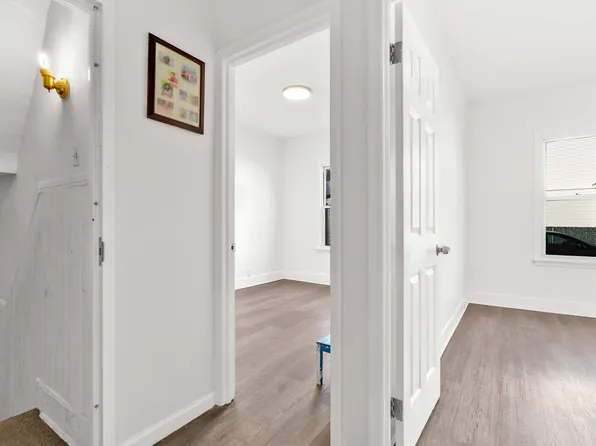 7-06 College Point Boulevard image 17 of 44