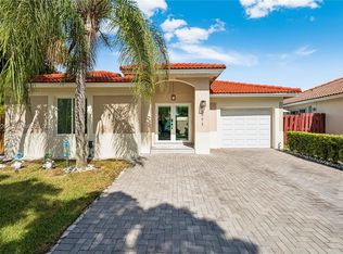 Patio Homes Of Doral Pine, Doral, FL 33178