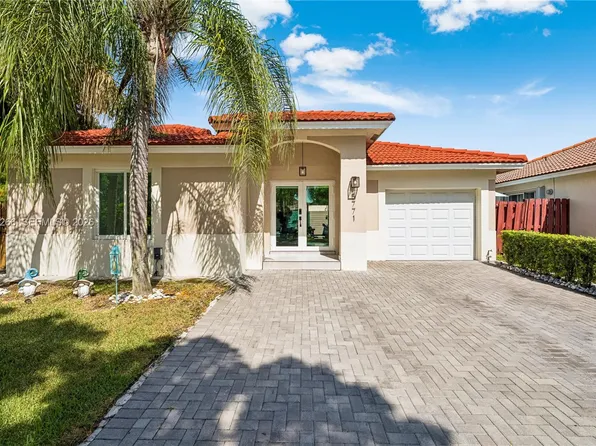 5771 NW 98th Ct, Doral, FL 33178