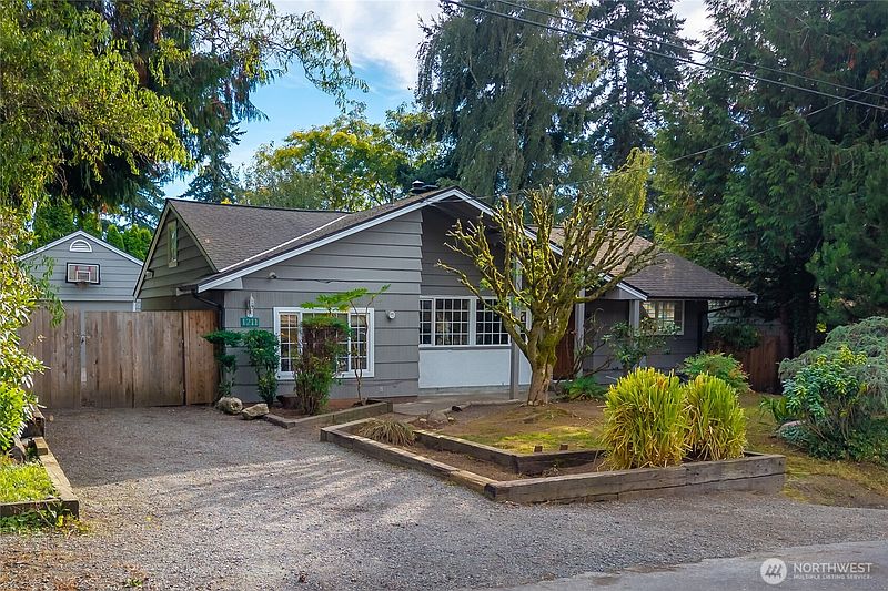 2nd image of 1211 N 173rd Street