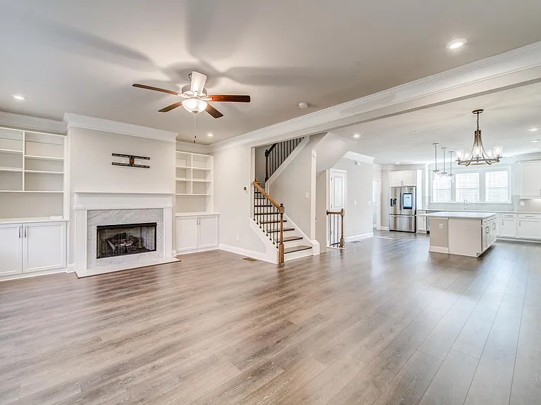 1363 Harris Way NE — Photo 31