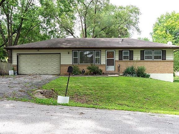 2nd image of 7840 Ella Ave