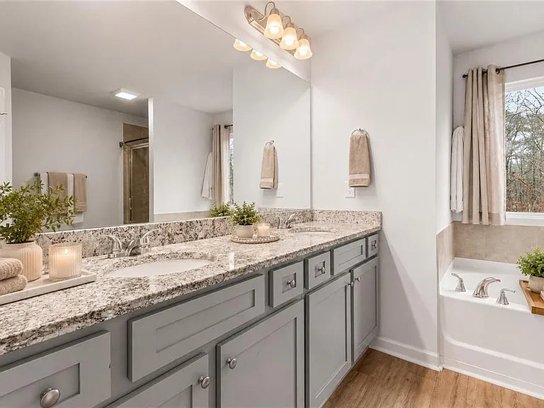 328 Orchid Dr — Photo 9