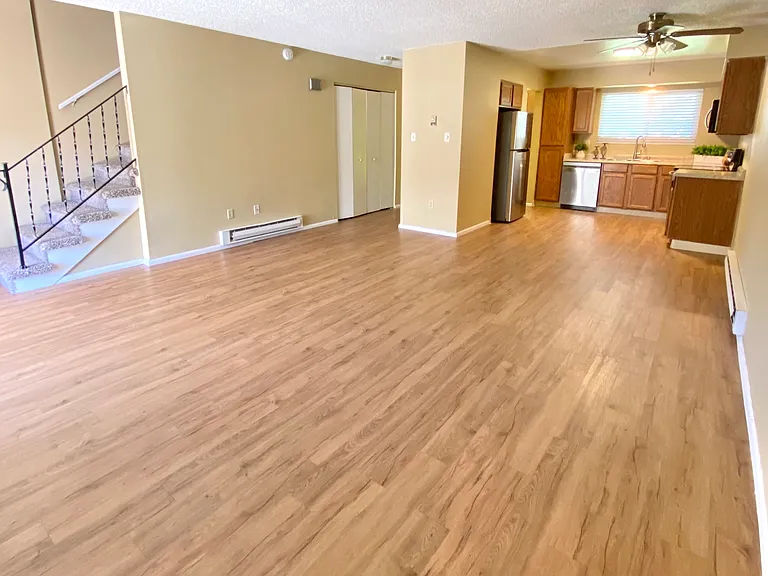 464 Smithridge Park — Photo 2