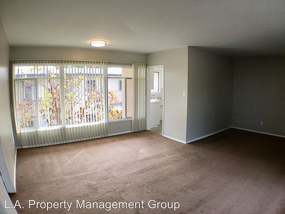 4th image of 9533 Crenshaw Blvd APT 3