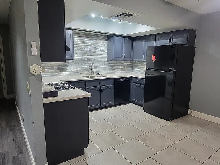6627 W Tropicana Ave #101 — Photo 6