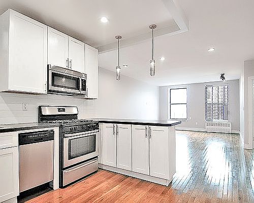 1st image of 141 W 116th St Unit 4B