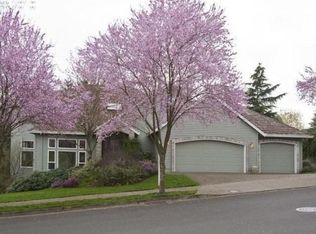 3880 Rosepark Dr, West Linn, OR