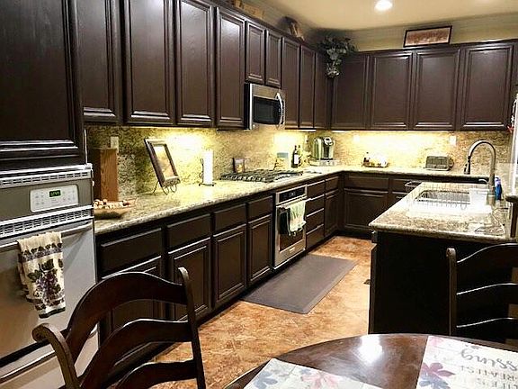 4th image of 11922 Garret Ln
