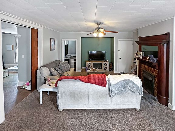 4th image of 1801 N 10th St