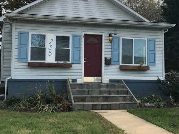 235 Carvel Rd, Pasadena, MD 21122