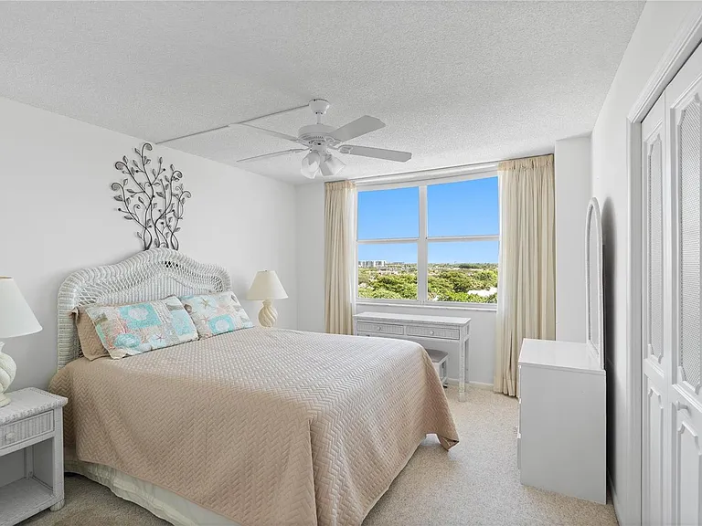 5200 N Ocean Blvd #710B — Photo 19