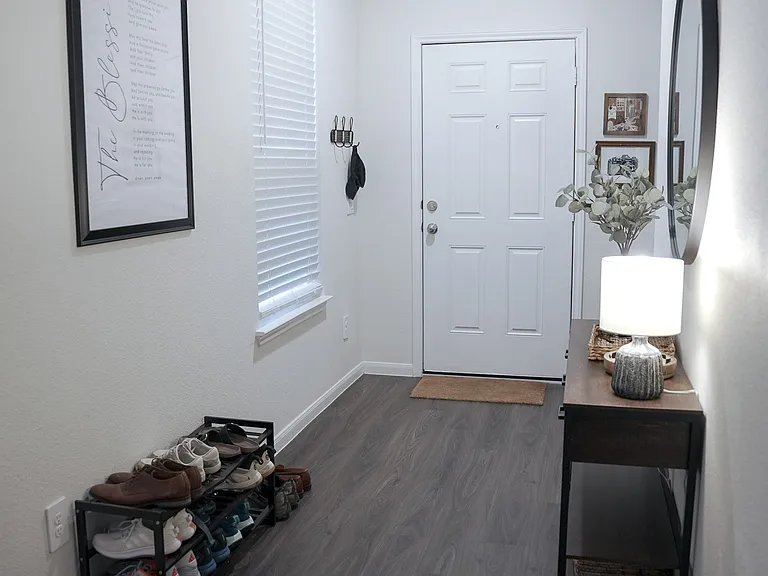 10810 Parra Peek Dr — Photo 9