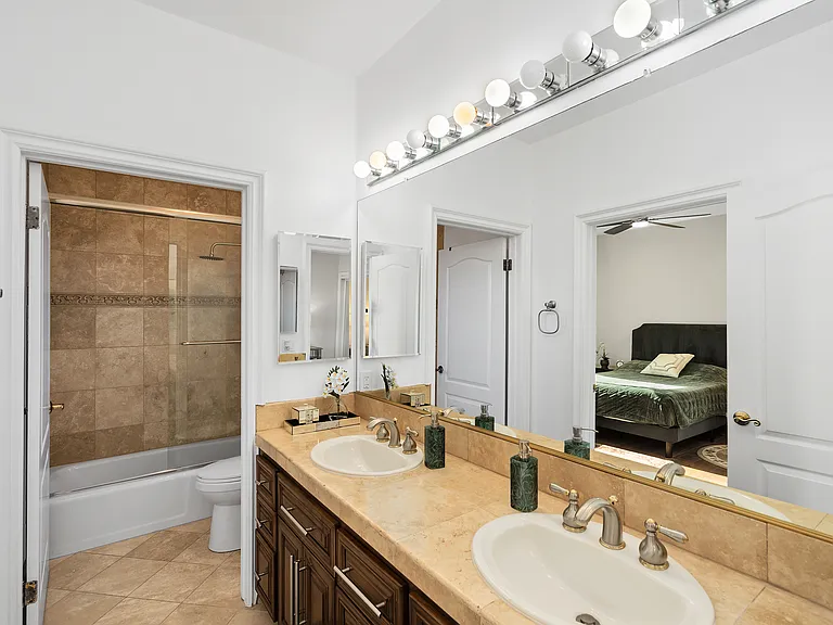 7901 Berger Ave — Photo 16