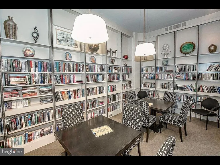 50 Belmont Ave #417 — Photo 5