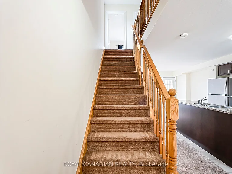 756 Linden Dr — Photo 5
