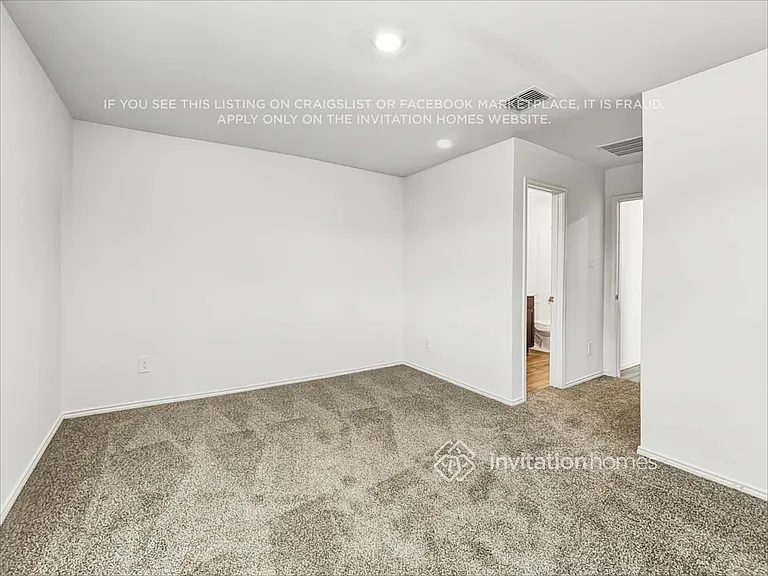 3218 Crestone Dr — Photo 8
