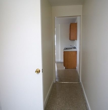 2nd image of 157 Wilson St