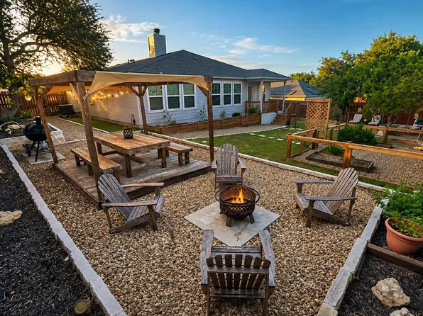 21103 Winslow Cv, Lago Vista, TX 78645