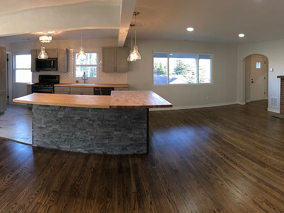 Kitchen/living room
