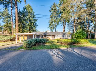 8 Rustic Ln SW, Tacoma, WA 98498