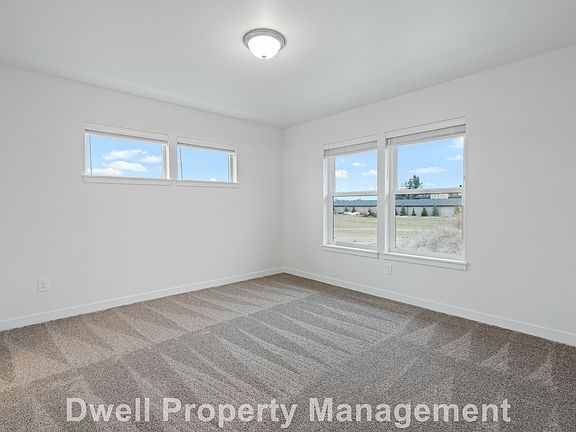 4th image of 2202 Dejong Dr #A