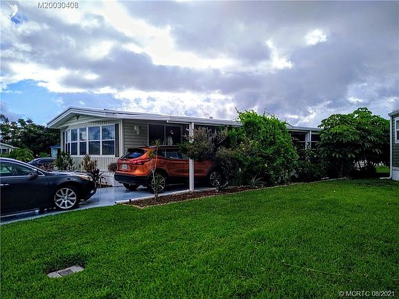 2nd image of 118 La Vaughn NE