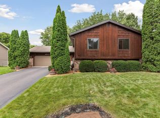 4551 Bramblewood Ave, Vadnais Heights, MN 55127