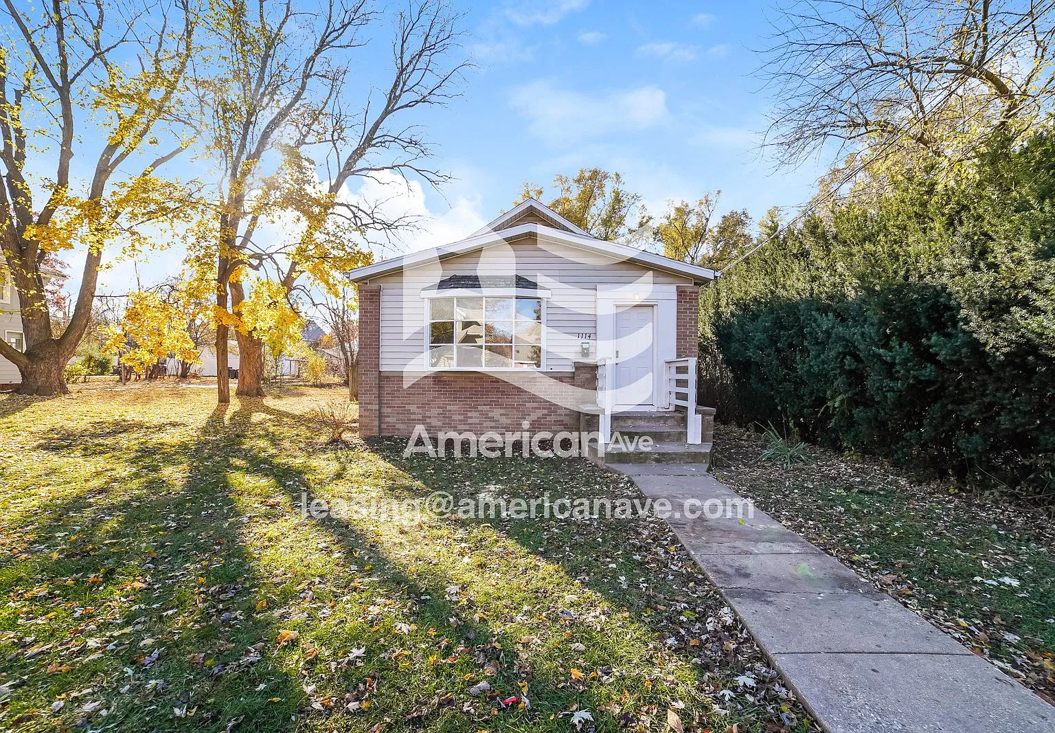 3 bed, 1.0 bath, 1186 sqft, $1,397 — Photo 2