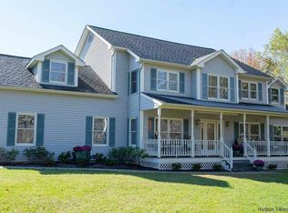 122 Saint Elmo Rd, Wallkill, NY 12589