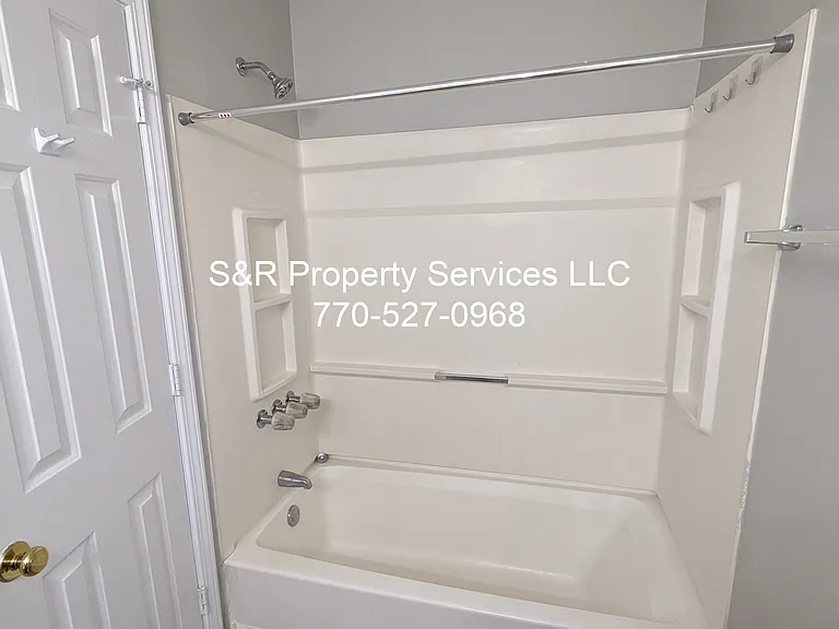 5242 Cherry Hill Ln — Photo 3