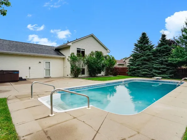 382 Tuttle Dr, Hastings, MN 55033