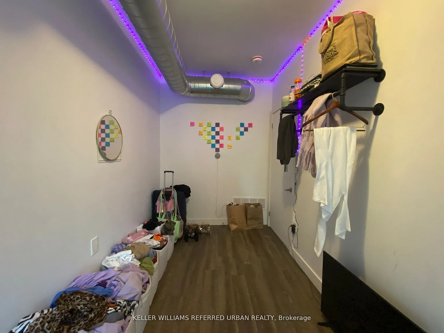 1 bed, $1,000 — Photo 3