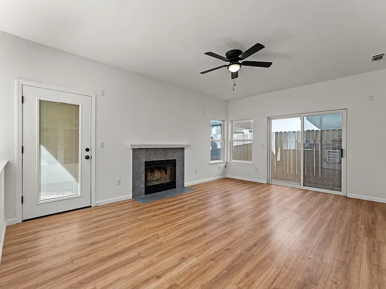 5812 Andrea Ct — Photo 7